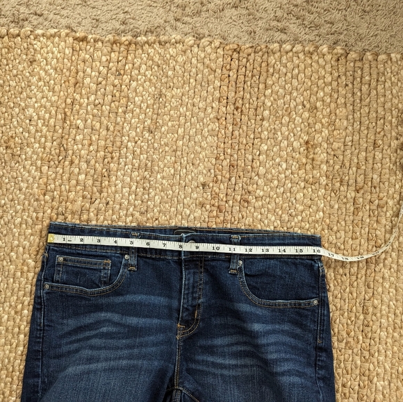 Gap Womens Dark Blue Denim Jean Shorts 12/31" - Picture 4 of 8